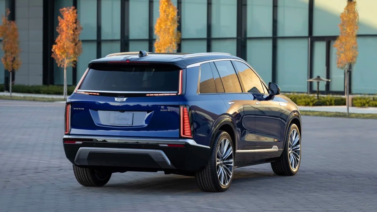 2026 Cadillac Vistiq Adds Another All Electric 3 Row Luxury SUV In 
