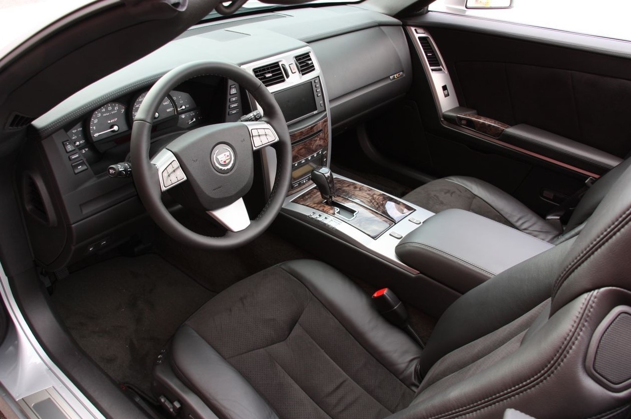 Cadillac 2026 XLR V Review Specs Dimensions New Cadillac Models