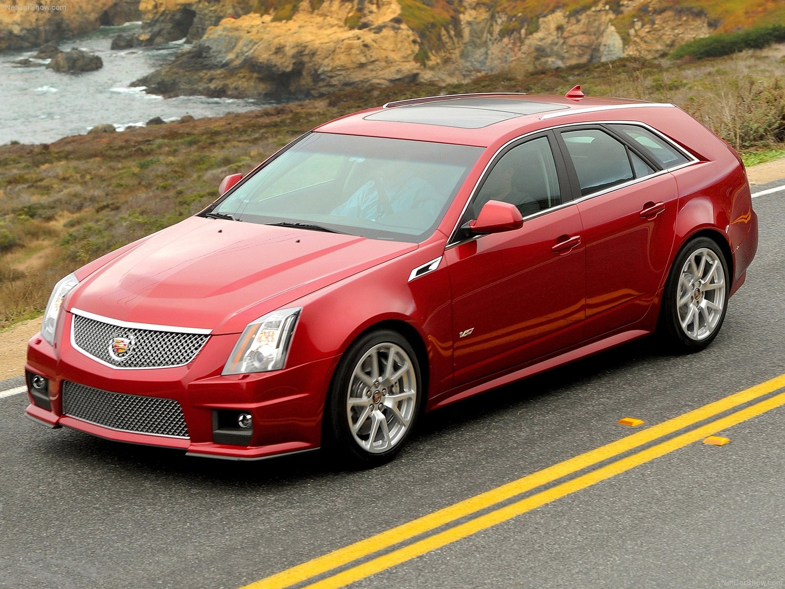 Cadillac Cts v 2 Sport Wagon Essais Fiabilit Avis Photos Prix