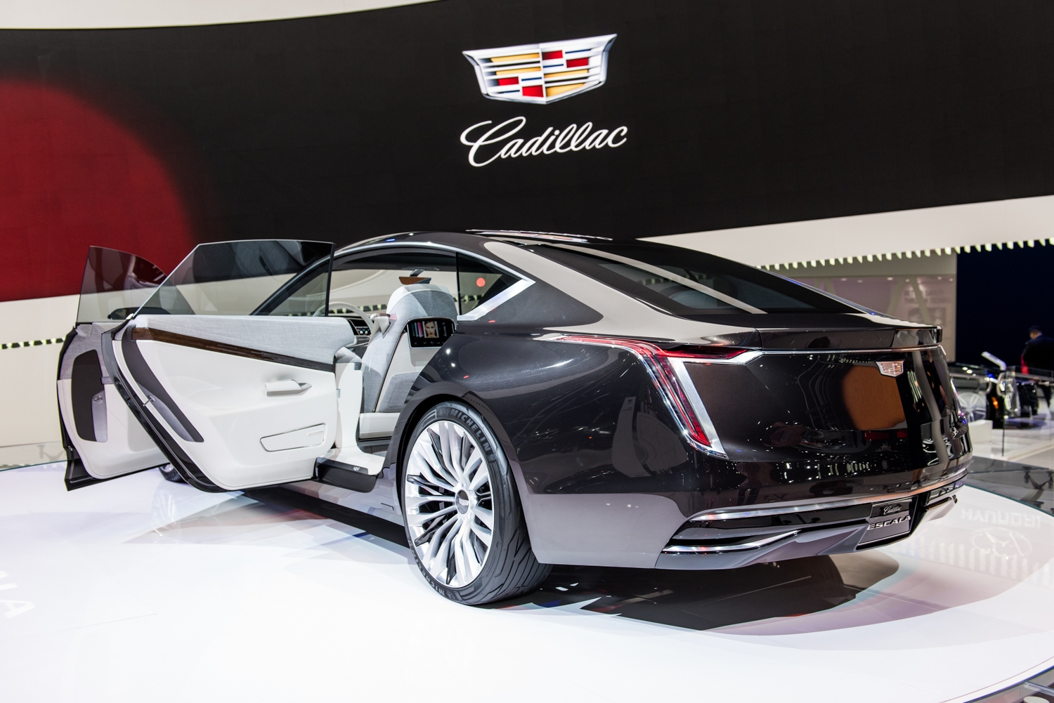 New 2022 Cadillac Elr Cost Features Changes Cadillac Specs News